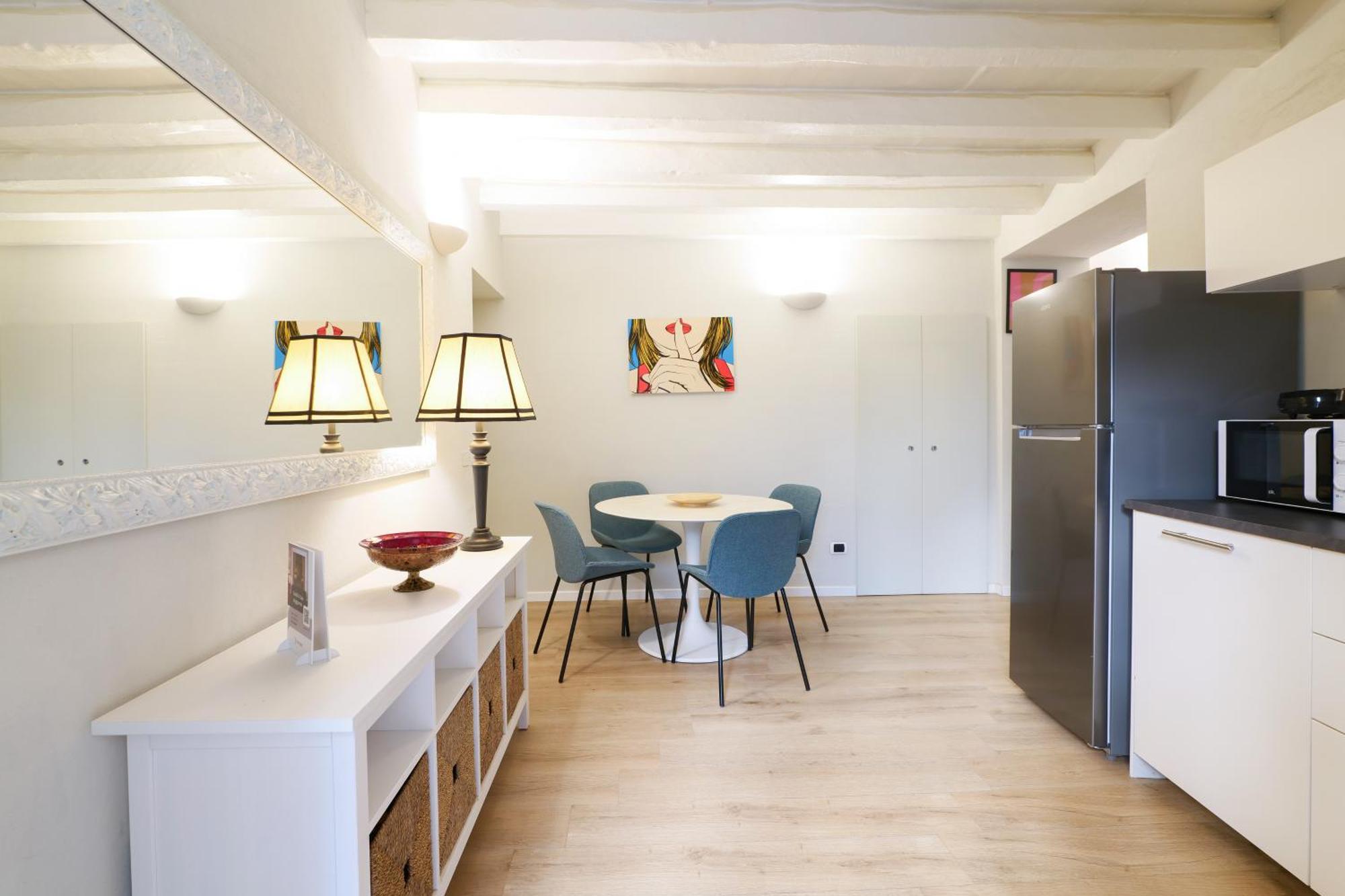 Apartamento Elegant Rosales Apt. Milán